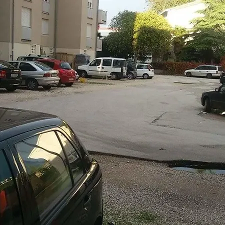 Gæstehus Basic Biograd Na Moru